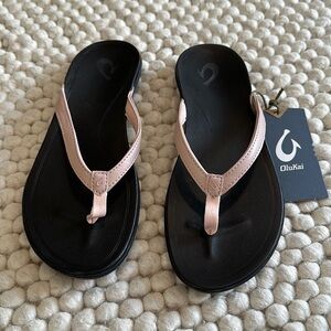 OluKai Ho’opio Women’s Sandals